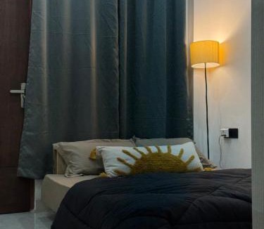 Sainik Farm Apartment | ꯍꯥꯌꯨꯝ Haayum ll