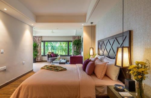 Morjim Villa | 180 Degree Sea view Infinity Pool Sea View Morjim