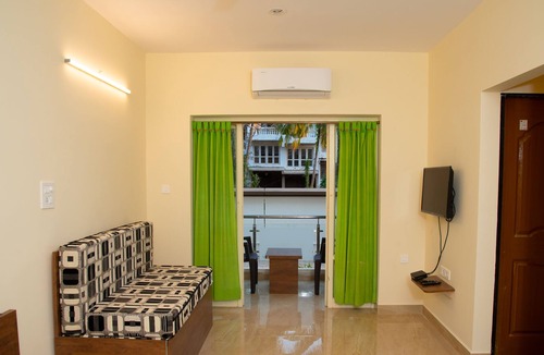 Fatrade Apartment | 1BHK apartment with swimming pool close to Beach