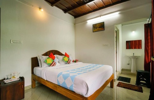 Devikolam House | 1BHK Charming Home Stay near Chengulam Reservoir