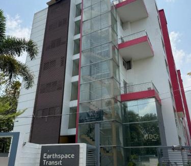 Nedumbassery Apartment | 1BHK Flat 5 mint Away from CIAL with Pool Facility