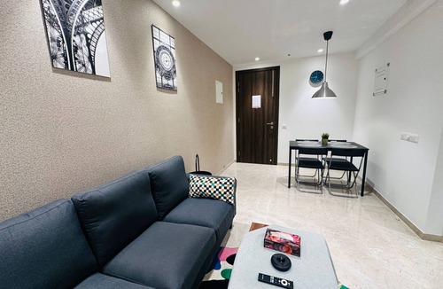 Hiranandani Gardens Apartment | 1BR Service Apartment A - 1105 Powai By Florastays
