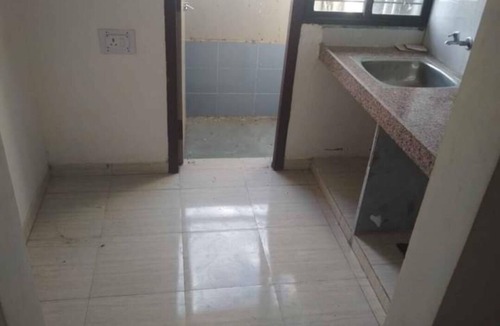 Ahmedabad Apartment | 1room & kitchen with small balcony, full of sunlight & wind