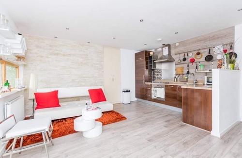 Surat Apartment | 2 bed apartment