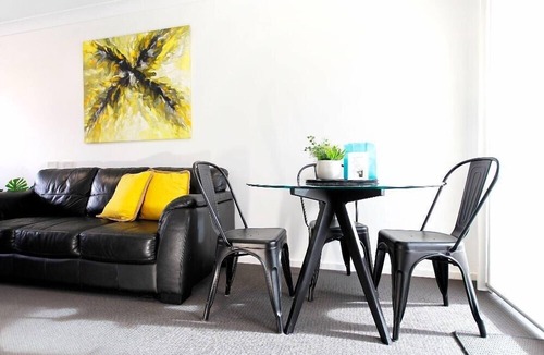 Warrnambool Apartment | 2 Bedroom Apartment with Spa Bath Warrnambool