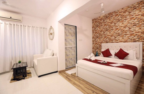 Kandivali East Hotel | 2 Bedroom Private Suite