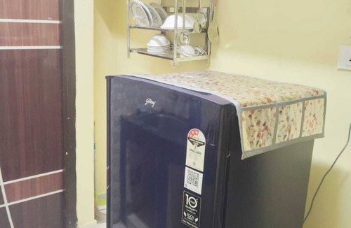 Mehdipatnam Apartment | 2 BHK Beautifully Furnished Apartment with Kitchen, Attached Bathroom Parking