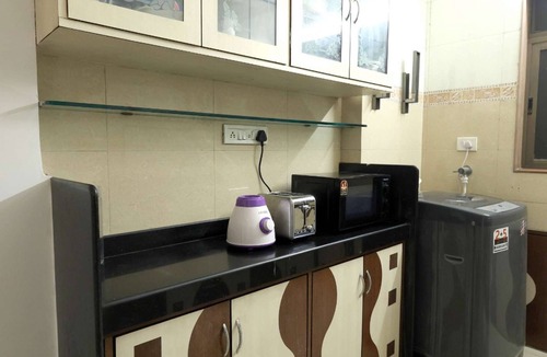 Marol Hotel | 2 BHK Suite (Gagal Home)