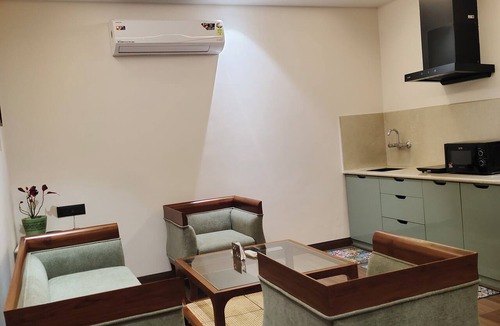Bullawala Hotel | 22 Heights