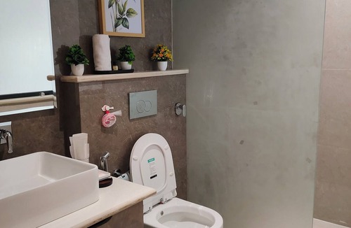 Bullawala Hotel | 22 Heights