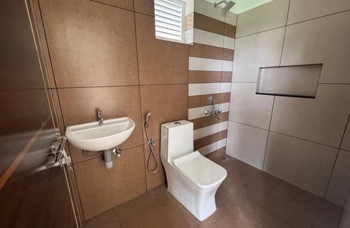 Irinjalakuda Apartment | 2BHK apartment in Chalakudy Kerala with AC