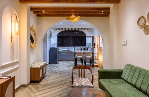 Fatrade Apartment | 2bhk Cozy Bohemian apartment this offers relaxed and artistic vibe