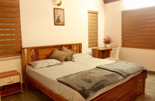 Elappara House | 2BHK Homestay at Vagamon with Pool, Campfire and BBQ- Oakwood Oasis