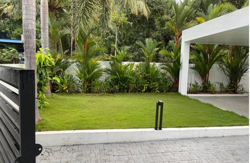 Thiruvananthapuram House | 3 bed 3 bath, 2 kitchen, executive villa in Kowdiar, Trivandrum, Kerala