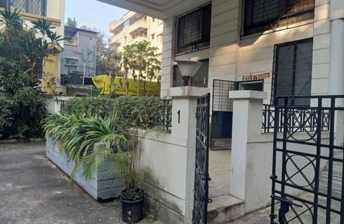 Koregaon Park Apartment | 3-bedroom apartment in excellent locality in Koregaon Park, Pune