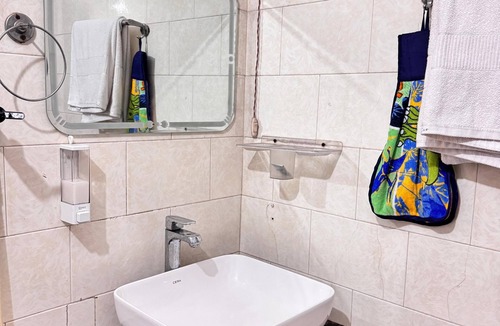 Mahmoorganj Apartment | 3-bedroom apartment in peaceful Varanasi with WiFi, AC. Enjoy your stay