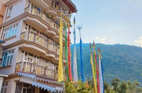 Geyzing House | 3-bedroom building in fabulous Darap with WiFi