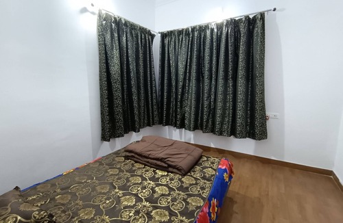 Fatehpura Condo | 3 Bedroom Condo near Fatehsagar Lake