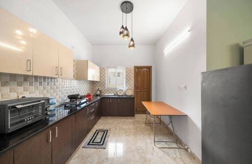 Venkata Reddy Layout Apartment | 3-Bedroom penthouse in Koramangala with Jacuzzi, WiFi, AC and terrace garden