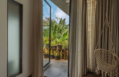 Vagator Villa | 3 Bedroom Private Pool Villa in the Heart of Goa near to Beaches and Nightlife.