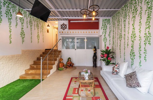 Borivali East Villa | 3-bedroom villa in awesome Mumbai with AC, WiFi. Enjoy your stay