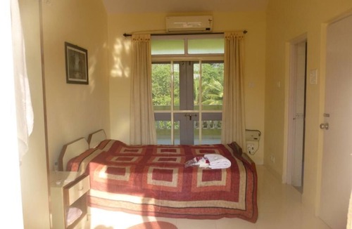 Benaulim Villa | 3 Bedroom villa with roof terrace, gardens and shared pool