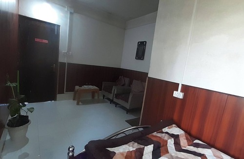 Turuk Hotel | 3. The Atrium Park Kalimpong - Room with attached bathroom -Parking & wifi