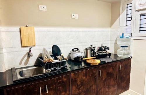Marathahalli Apartment | 307 Airy King Bed Full Kitchen One Bed room Flat