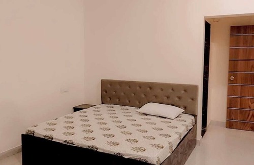 Malavli House | 3bhk air-conditioned private villa with private pool with best view near malavli