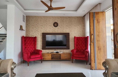Parshwapuram Villa | 3bhk luxury villa with mini thearte & private pool