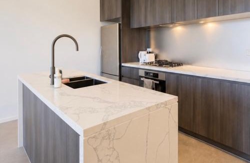 Lidcombe Apartment | 3BR Oasis Olympic Park