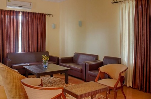 Cavelossim Villa | 4 B / R Sea Resort Beach Villa Cavelossim
