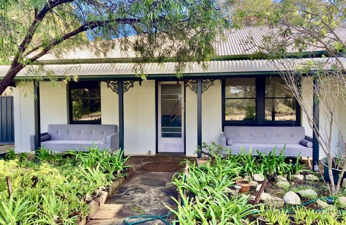 Brownlow Ki House | 4 bedroom 2 Bathroom Aircon beach front Pet Friendly Kingscote/Brownlow wifi