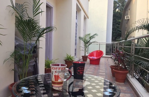 Punjagutta House | 4 bedroom centrally located spacious house in Banjara hills road number 3
