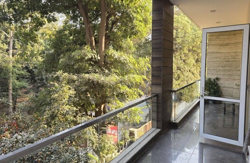 Sushant Lok Apartment | 4 bhk Luxurious Builder Floor with all amenities
