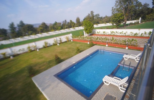 Mahabaleshwar Villa | 4 BHK Luxurious villa in Bhose village - Mahabaleshwar