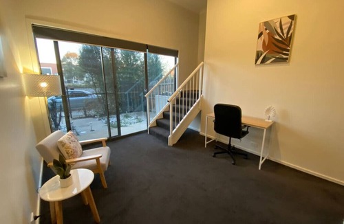 Franklin Apartment | 4BR/3BA Modern Townhouse at the Heart of Franklin