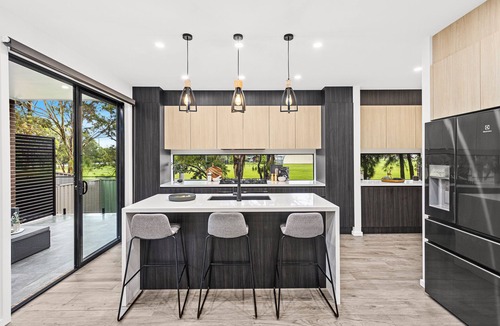 Fairy Meadow House | 5 B/R Luxury Beach House - Fairy Meadow