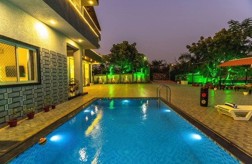 Gayariawas Villa | 5-BHK Villa Perfect for Families & Couples