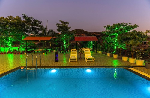 Gayariawas Villa | 5-BHK Villa Perfect for Families & Couples