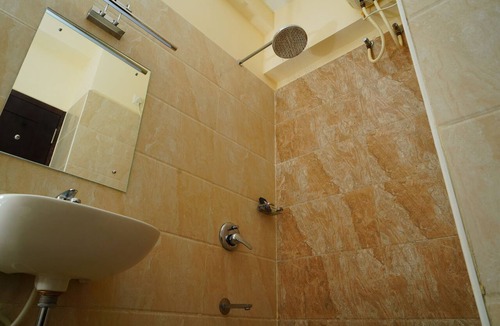 Courtallam Hotel | 5 Falls Resort