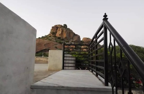 Bali House | 5 minutes to the jawai safari park. foods are organic and homely