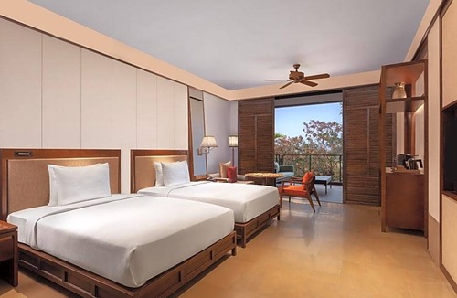 Saipem Hotel | 5-Star Hotel ∙ Hilton Goa Resort