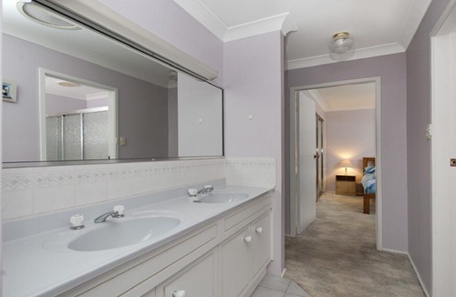 Maloneys Beach House | 54 Maloneys Drive, Maloneys Beach