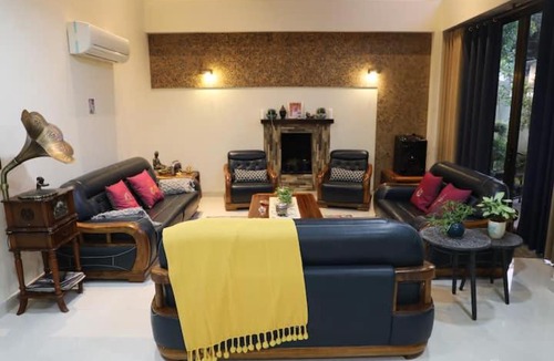 Bullawala Villa | 5BR Luxurious Villa In Dehradun