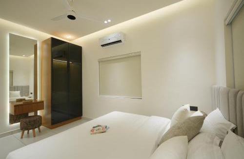 Kolenchery Apartment | 6 BHK Serviced Apartment beside Kolencherry MOSC Hospital