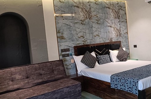 Khodala Apartment | 6BHK RADIANT Villa