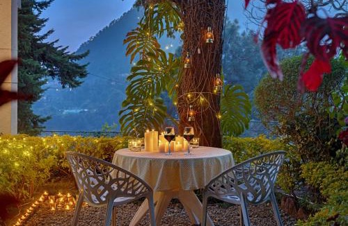 Bhimtal Hotel | 8fold-Pinecrest By LaRiSa, Bhimtal