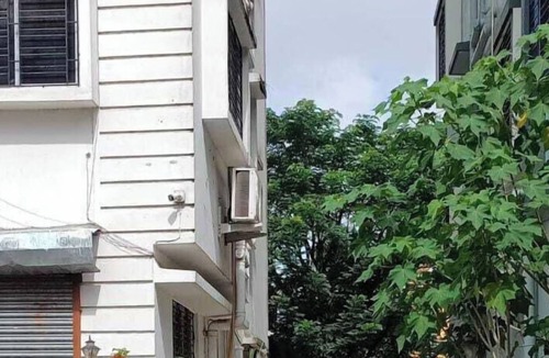 Sector V House | 9-bedroom building in fabulous Kolkata with WiFi, fitness room, AC