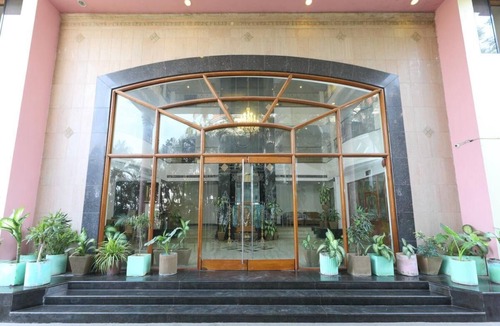 Tiruchanur Hotel | 9-minute walk from Sri Padmavathi Ammavari Temple